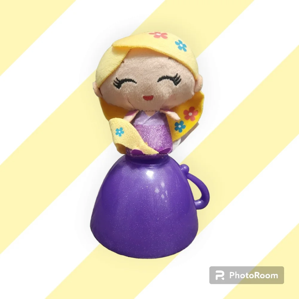 Disney Tangled Rapunzel Teacup Plush Figure & Eyeshadow Palette Bundle